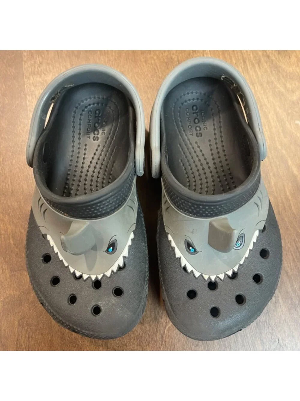 Crocs Fun Lab Classic AM‎ Shark Clog Toddler Size 10 Black Gray Fin Waterproof